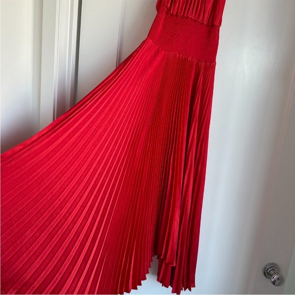 A.L.C. Asymmetric Pleated Midi-dress Red Halter Neckline Smocked Worn once. - Picture 6 of 7